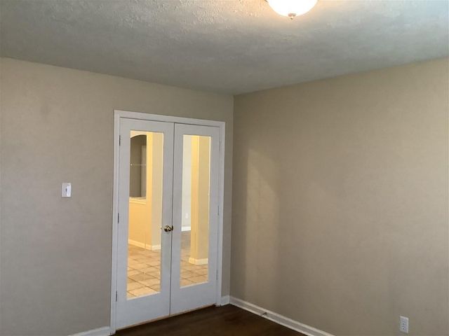 1423 Hunter Green Lane, Fresno, TX 77545