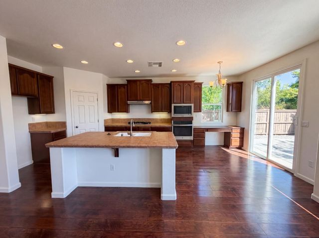 4658 Tramezzo Way, El Dorado Hills, CA 95762