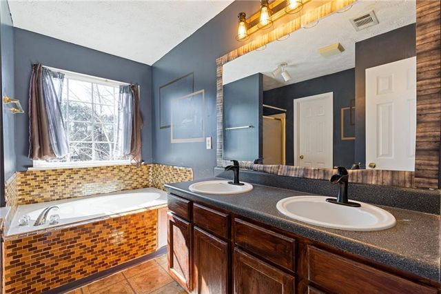 7035 Red Maple Lane, Lithonia, GA 30058