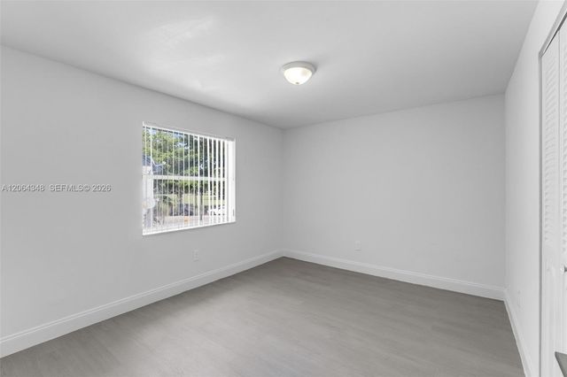 15416 SW 85th Ter 180, Miami, FL 33193