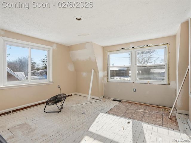 13985 Toepfer Road, Warren, MI 48089