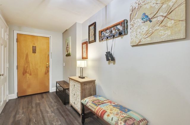 1401 Great Pond Rd 6, North Andover, MA 01845