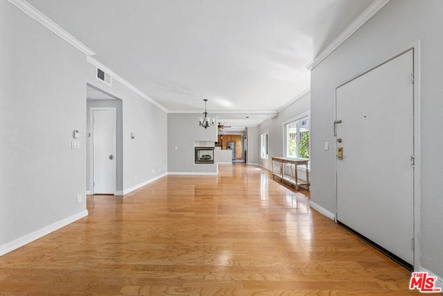 14937 Dickens Street 109, Sherman Oaks, CA 91403
