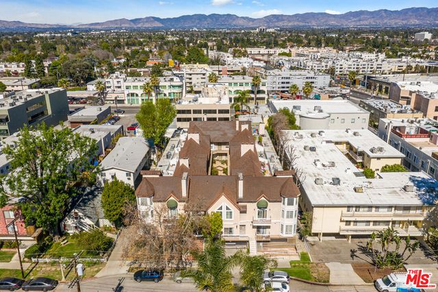 14937 Dickens Street 109, Sherman Oaks, CA 91403