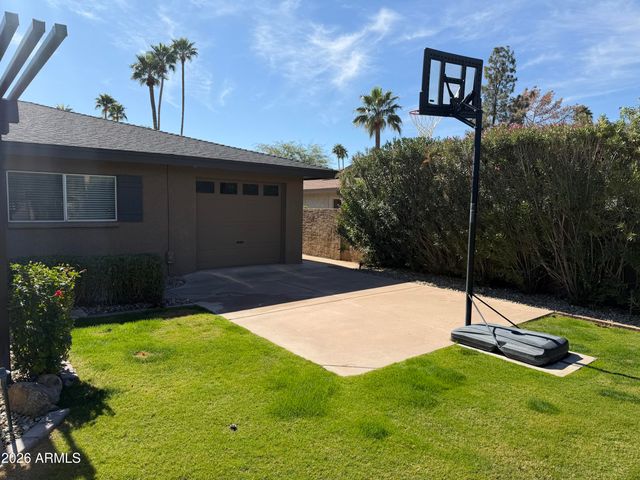 8642 E Clydesdale Trail, Scottsdale, AZ 85258