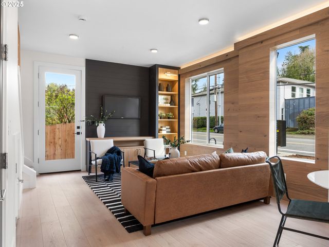 5169 Se 28th Ave 1, Portland, OR 97202