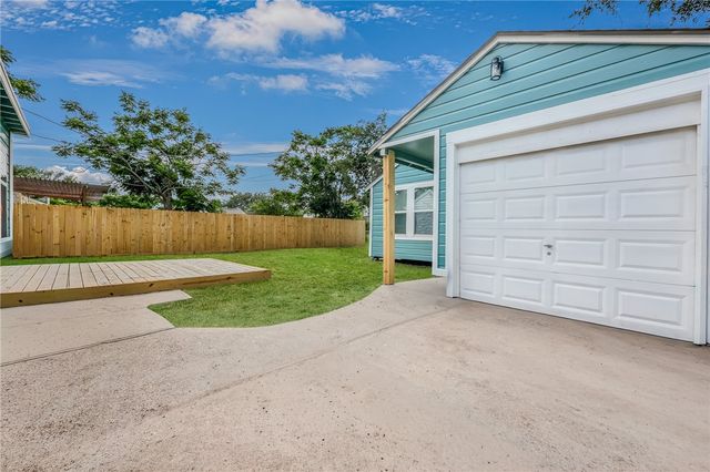 326 Melrose, Corpus Christi, TX 78404