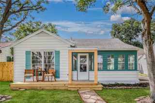 326 Melrose, Corpus Christi, TX 78404