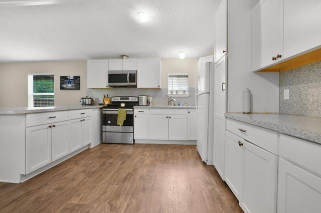 13463 3rd Street, Splendora, TX 77372