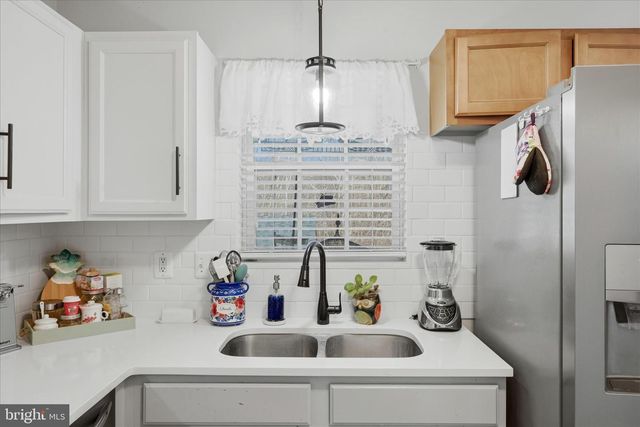 73 EISENHOWER CIR, Inwood, WV 25428