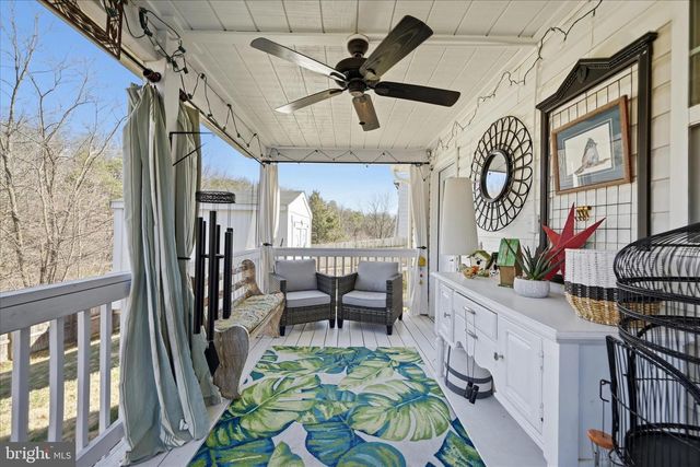 73 EISENHOWER CIR, Inwood, WV 25428