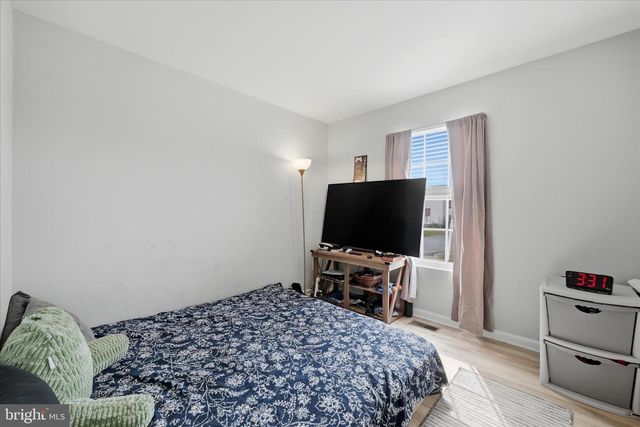 73 EISENHOWER CIR, Inwood, WV 25428