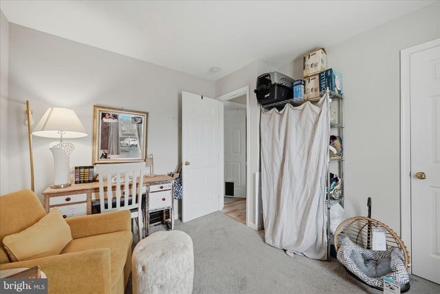 73 EISENHOWER CIR, Inwood, WV 25428