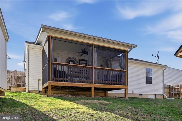 73 EISENHOWER CIR, Inwood, WV 25428