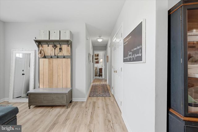 73 EISENHOWER CIR, Inwood, WV 25428