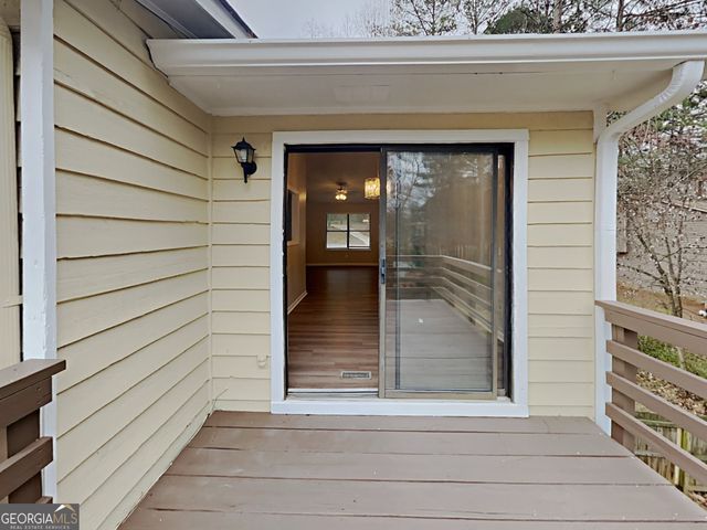 3271 Mixon Way, Stone Mountain, GA 30087