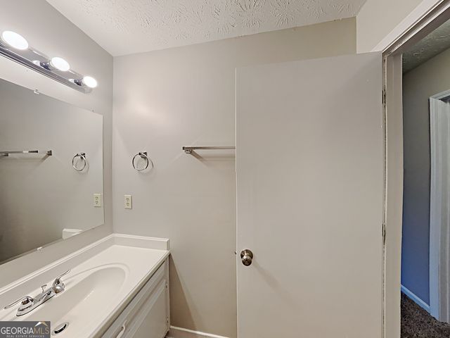 3271 Mixon Way, Stone Mountain, GA 30087