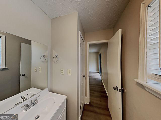 3271 Mixon Way, Stone Mountain, GA 30087