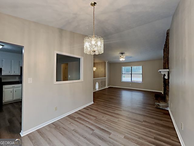 3271 Mixon Way, Stone Mountain, GA 30087
