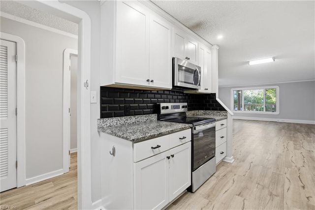 2824 Croix CT, Virginia Beach, VA 23451