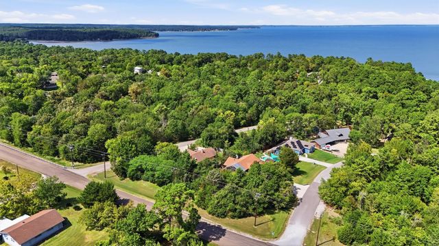 20 Ash Park Drive, Coldspring, TX 77331