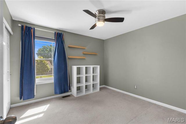 37 Meadow Spring Drive, St Charles, MO 63303