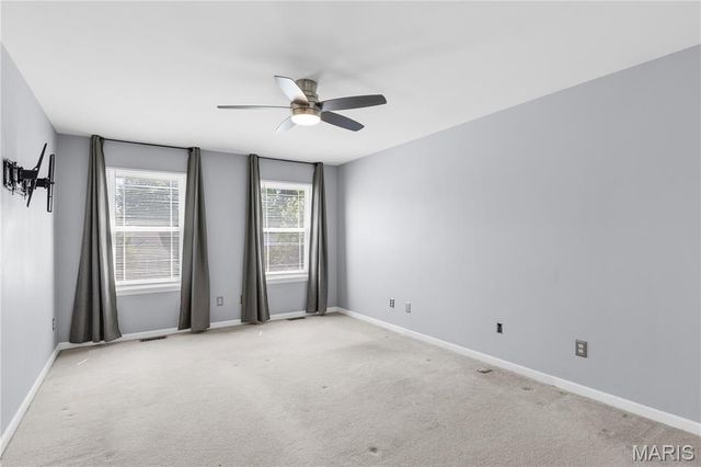 37 Meadow Spring Drive, St Charles, MO 63303