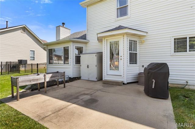 37 Meadow Spring Drive, St Charles, MO 63303