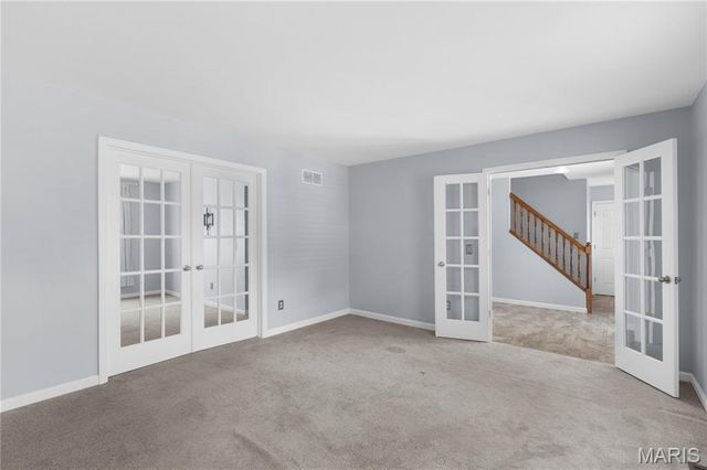 37 Meadow Spring Drive, St Charles, MO 63303