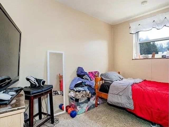 801 23rd St, Ambridge, PA 15003