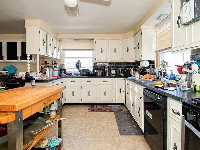 801 23rd St, Ambridge, PA 15003