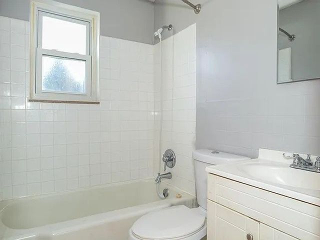 801 23rd St, Ambridge, PA 15003