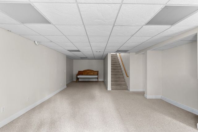 5 Summerwind Ln, Falmouth, MA 02556
