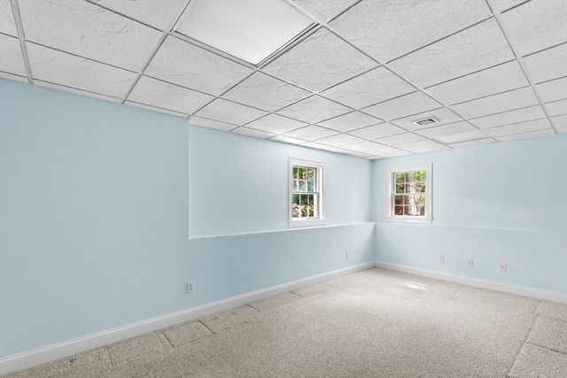 5 Summerwind Ln, Falmouth, MA 02556