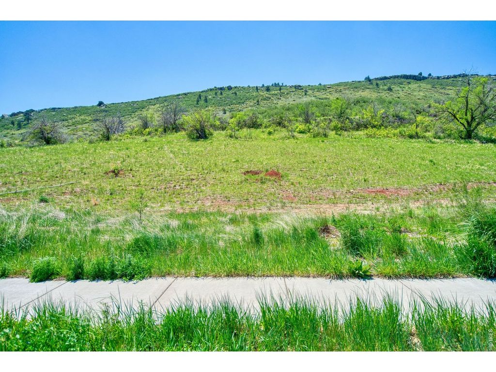 352 McConnell Dr, Lyons, CO 80540