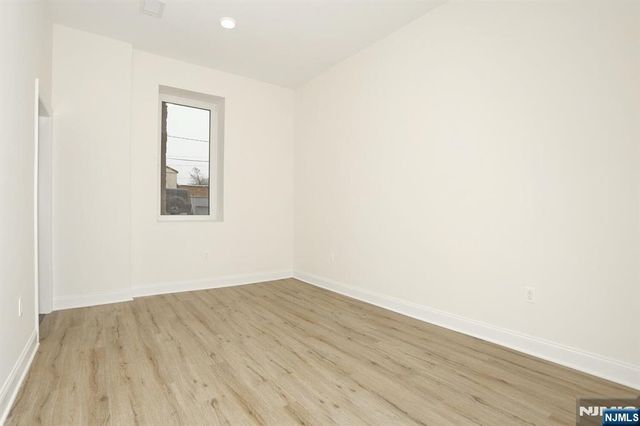 385 Passaic Avenue 1, Lodi, NJ 07644