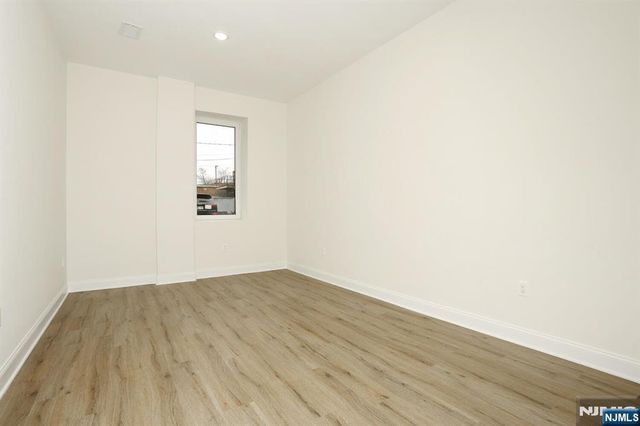 385 Passaic Avenue 1, Lodi, NJ 07644