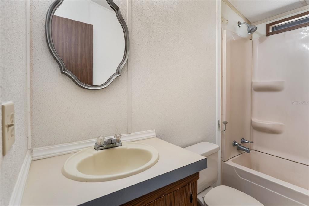 Image 15 of property listing at 127 E NORTHSIDE DRIVE, Lake Wales, FL 33853