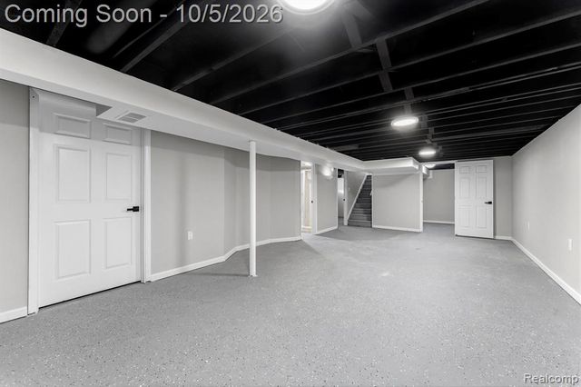 31700 Lafler Drive, Rockwood, MI 48173