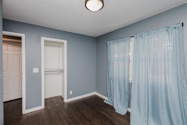 1022 S Wicker, Wichita, KS 67207