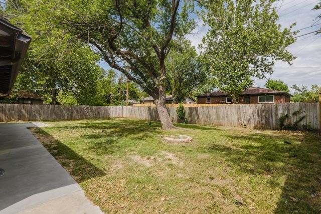 1022 S Wicker, Wichita, KS 67207