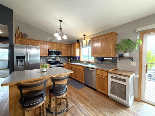 1503 Park View Lane NE, Sauk Rapids, MN 56379