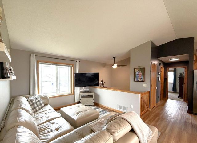 1503 Park View Lane NE, Sauk Rapids, MN 56379