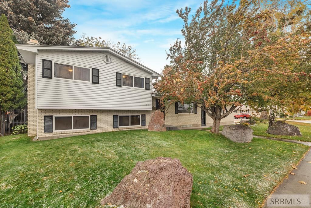 1045 Norton Avenue, Idaho Falls, ID 83402