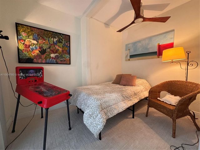 5700 Collins Ave 5L, Miami Beach, FL 33140