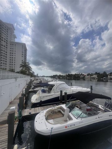 5700 Collins Ave 5L, Miami Beach, FL 33140