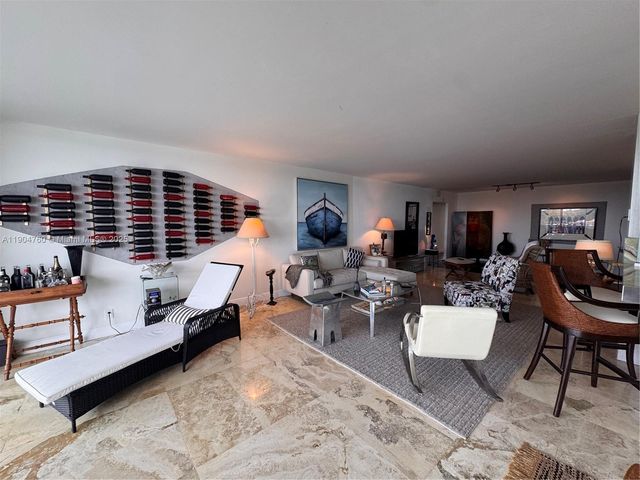 5700 Collins Ave 5L, Miami Beach, FL 33140