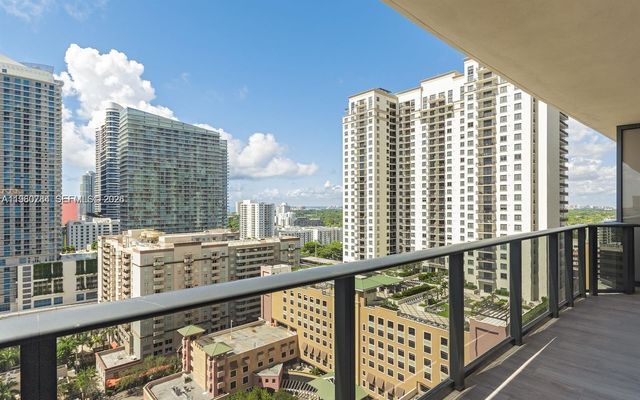 45 SW 9th St 1805, Miami, FL 33130