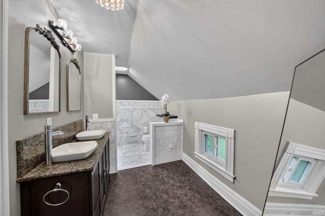 816 W LaSalle Avenue, South Bend, IN 46601