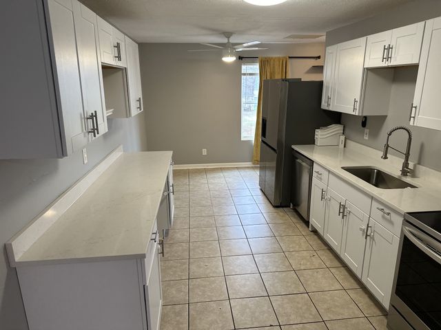 1720 Knowles St Unit B, Nashville, TN 37208